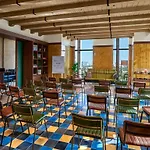 25Hours Hotel Jakarta The Oddbird